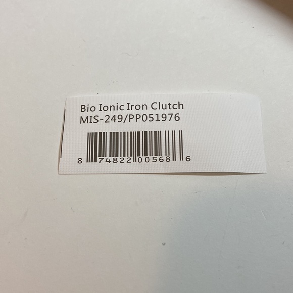 Bio-ionic Iron Clutch - Picture 7 of 7